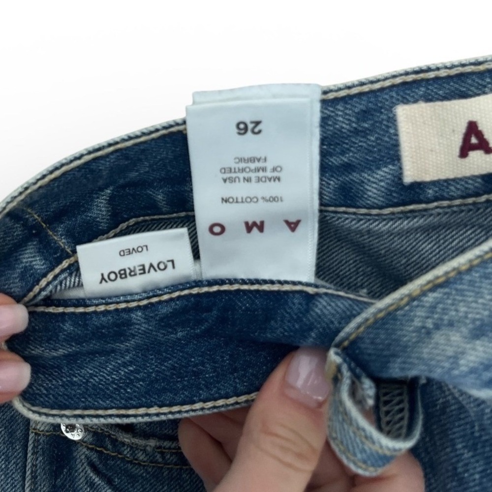 AMO Loverboy NWT Straight Leg Jeans Loved Wash Raw Hem Size 26 - Picture 4 of 4